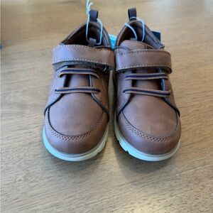 Boys Stride Rite 360 Ethan Tan Sneaker Little Kid Size 10